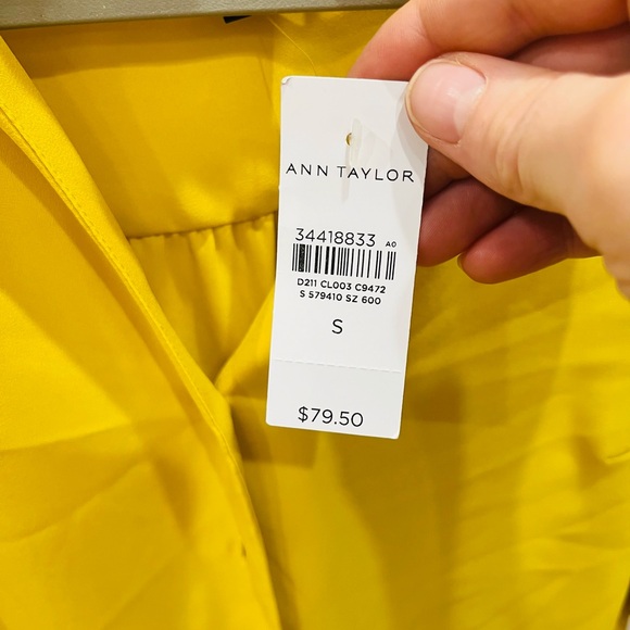 NWT Ann Taylor Ruffle Button Top Size Small - Picture 5 of 6